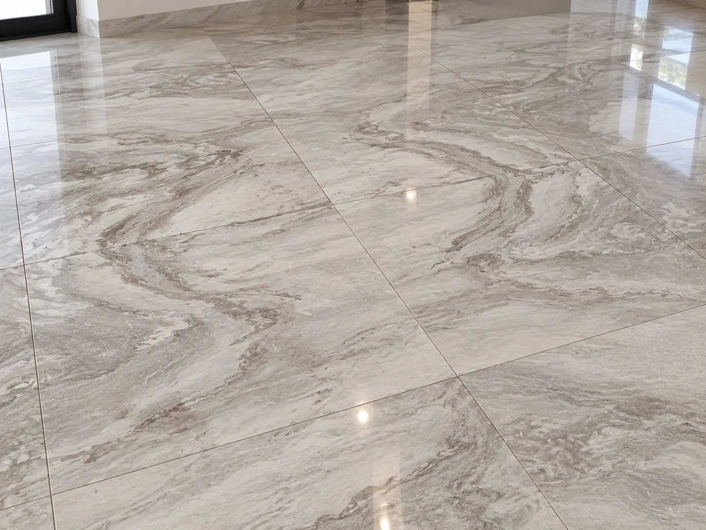 Large-format marble peter floor